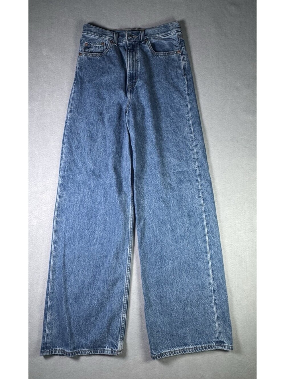 Levi's Premium High Loose Wide Leg Jeans Women's Size 28 Medium Wash Blue Denim